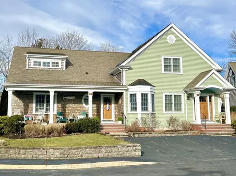 480 Main St UNIT 13, Falmouth, MA 02540