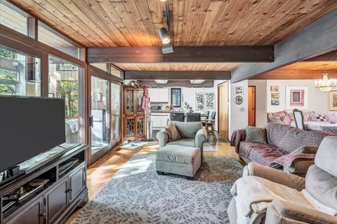 Living - 481 Lakeside Dr, Centerville, MA 02632 photo 2 of 6