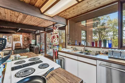 Kitchen - 481 Lakeside Dr, Centerville, MA 02632 photo 3 of 3