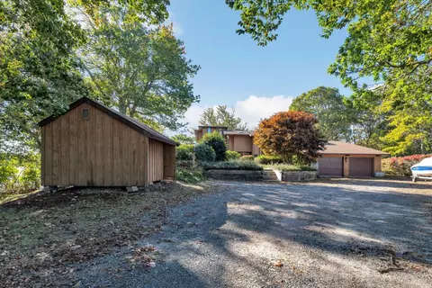 Exterior - 481 Lakeside Dr, Centerville, MA 02632 photo 6 of 14