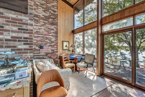 Living - 481 Lakeside Dr, Centerville, MA 02632 photo 6 of 6