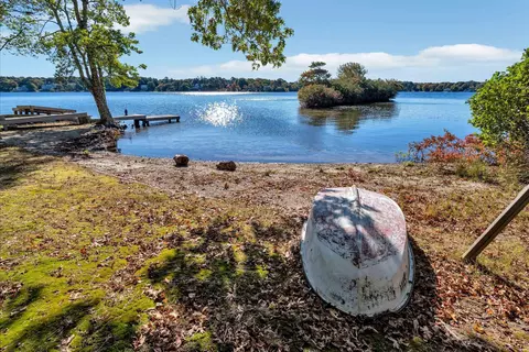 View/Area - 481 Lakeside Dr, Centerville, MA 02632 photo 2 of 8