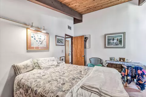 Bedroom - 481 Lakeside Dr, Centerville, MA 02632 photo 12 of 12