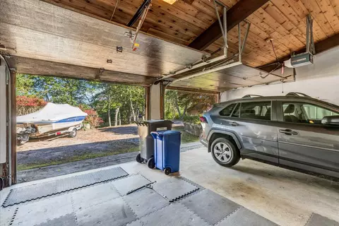 Exterior - 481 Lakeside Dr, Centerville, MA 02632 photo 14 of 14