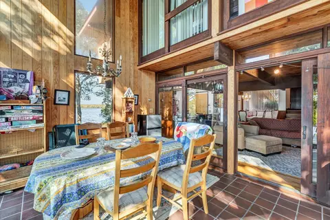 Dining - 481 Lakeside Dr, Centerville, MA 02632 photo 4 of 4
