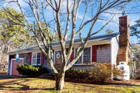25 Forrest Ave, Eastham, MA 02642 photo 1
