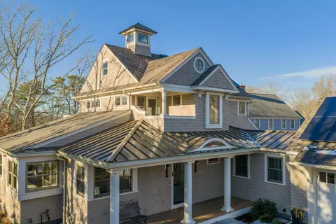 75 Streeter Hill Rd, North Falmouth, MA 02556