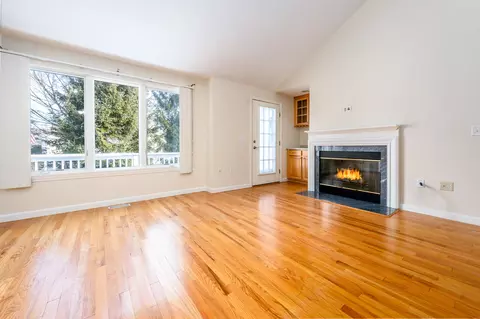 Living - 1 Masters Ct, Mashpee, MA 02649 photo 2 of 5