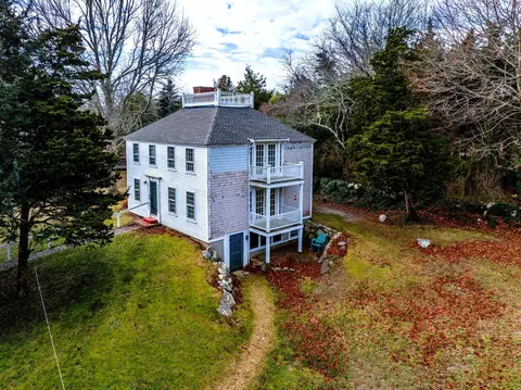 Exterior - 69 Allyn Ln, Barnstable, MA 02630 photo 2 of 4