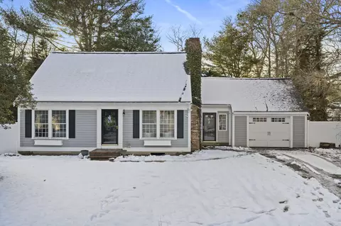 10 Sail -a Way, Centerville, MA 02632