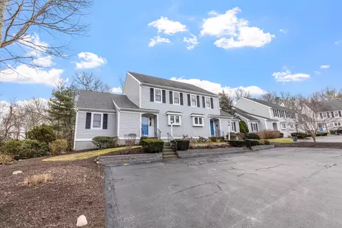 37 Carlson Ln UNIT 12, Falmouth, MA 02540