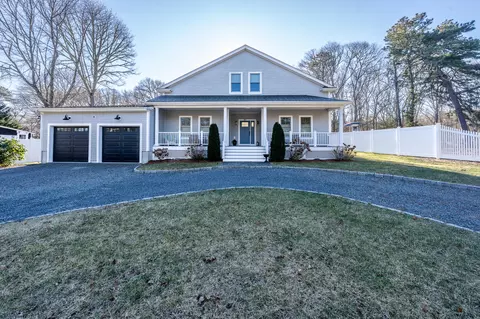 Exterior - 67 Fire Station Rd, Osterville, MA 02655 photo 1 of 16