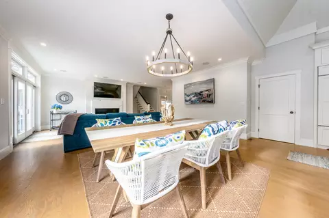 Dining - 67 Fire Station Rd, Osterville, MA 02655 photo 2 of 4