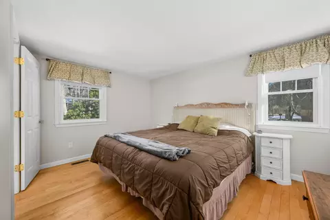 Bedroom - 5 Chickadee Ln, Centerville, MA 02632 photo 3 of 5