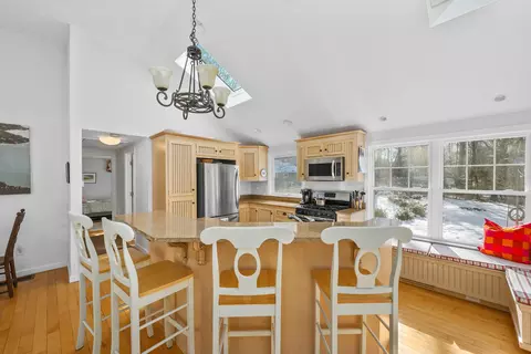 Kitchen - 5 Chickadee Ln, Centerville, MA 02632 photo 4 of 4