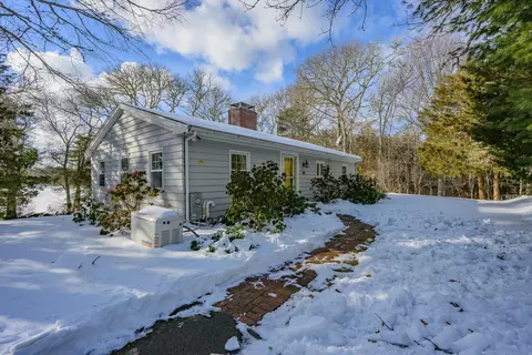 Exterior - 103 Pine Tree Dr, Centerville, MA 02632 photo 9 of 17