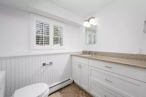 Bath - 103 Pine Tree Dr, Centerville, MA 02632 photo 4 of 4