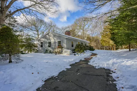 Exterior - 103 Pine Tree Dr, Centerville, MA 02632 photo 8 of 17