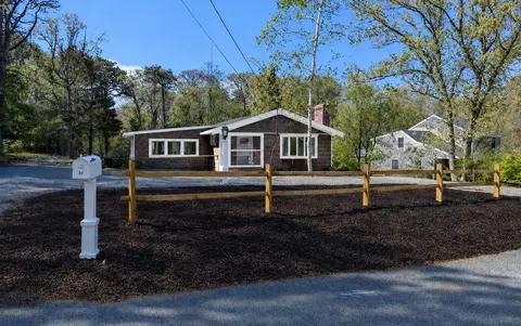 31 Chase Ln, Orleans, MA 02653