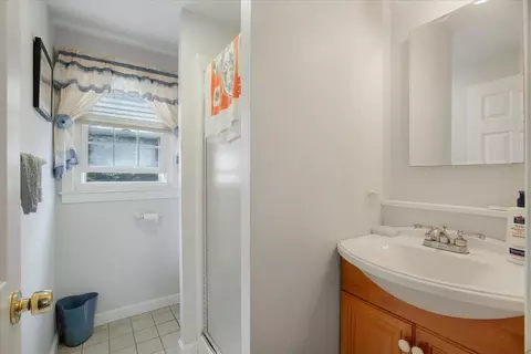Bath - 40 Bayview Rd, Eastham, MA 02642 photo 1 of 3