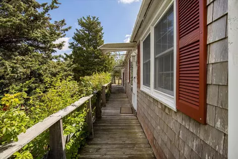 Exterior - 40 Bayview Rd, Eastham, MA 02642 photo 2 of 14