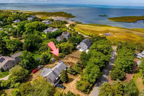 40 Bayview Rd, Eastham, MA 02642