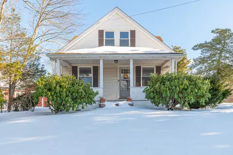 9 Oxbow Rd, East Falmouth, MA 02536