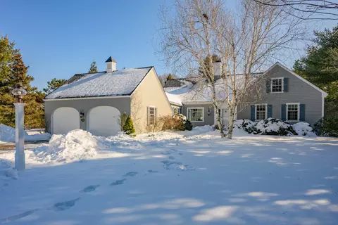 39 Spruce Run Dr, Brewster, MA 02631