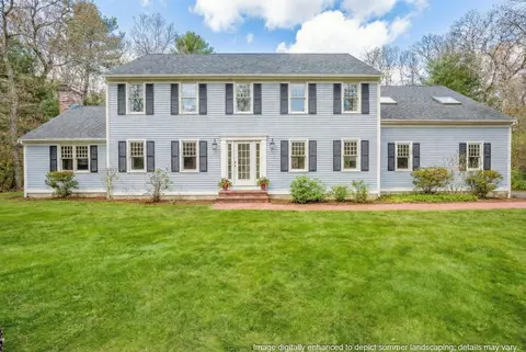 20 Anchor Dr, Forestdale, MA 02644