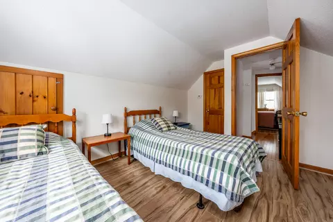 Bedroom - 18 Jay Dee Ln, Eastham, MA 02642 photo 9 of 9