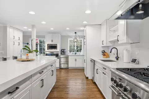 23 Middle Pond Path, Marstons Mills, MA 02648 photo 13