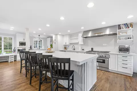 23 Middle Pond Path, Marstons Mills, MA 02648 photo 11