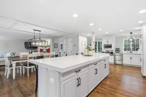 23 Middle Pond Path, Marstons Mills, MA 02648 photo 14