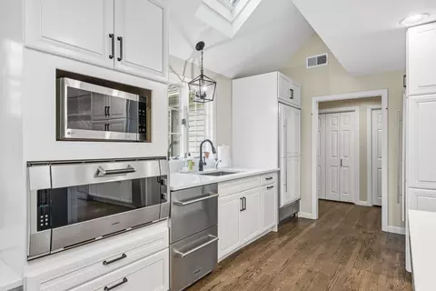 23 Middle Pond Path, Marstons Mills, MA 02648 photo 18