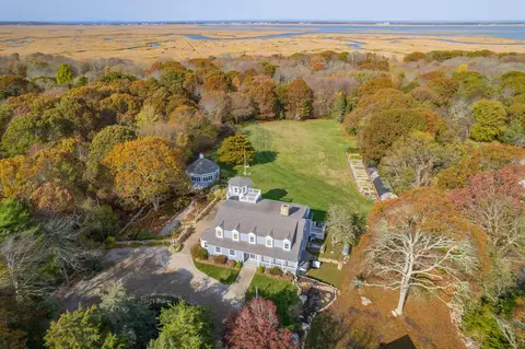 34 Black Duck Ln, Barnstable, MA 02630