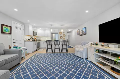 35 Ashumet Rd UNIT 9A, Mashpee, MA 02649 photo 10