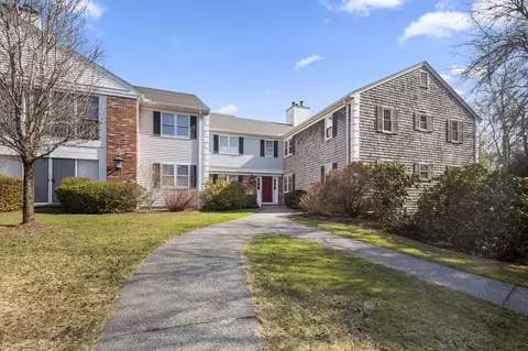 3 Hilltop Dr UNIT 3, Sandwich, MA 02563