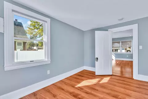 Bedroom - 22 Bay View Ave, Buzzards Bay, MA 02532 photo 2 of 3