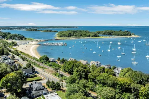 View/Area - 22 Bay View Ave, Buzzards Bay, MA 02532 photo 3 of 6