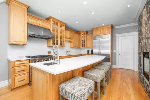 Kitchen - 16 Quinns Way, Mashpee, MA 02649 photo 1 of 5