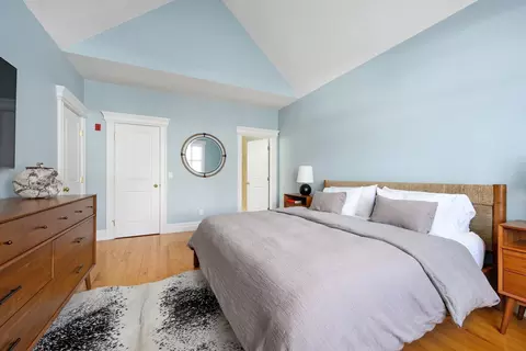 Bedroom - 16 Quinns Way, Mashpee, MA 02649 photo 3 of 6