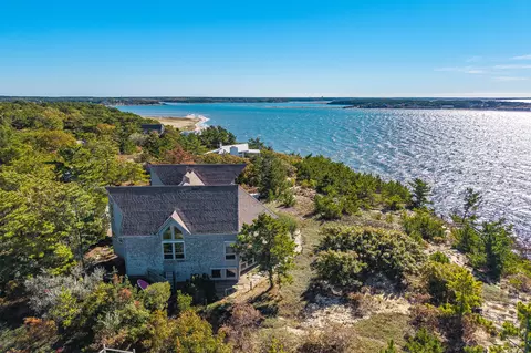344 King Phillip Rd, Wellfleet, MA 02667