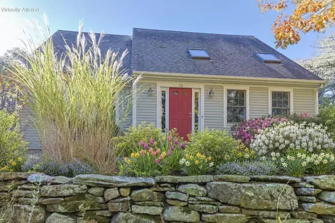12 Parker Dr, North Truro, MA 02652