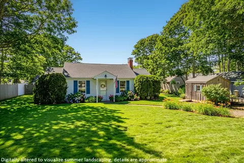 21 Nearmeadows Rd, West Yarmouth, MA 02673