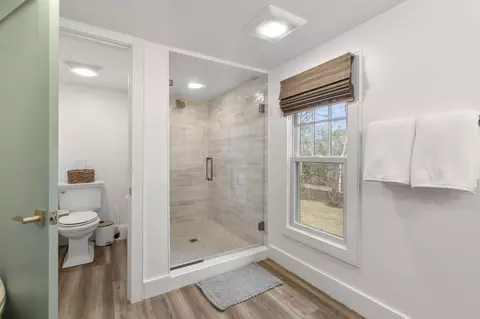 Bath - 50 Surrey Dr, Eastham, MA 02642 photo 6 of 7