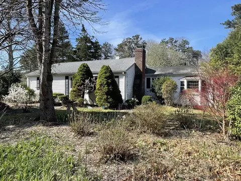 209 Union St, Yarmouth Port, MA 02675