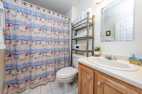 Bath - 12 Kettle Ln, Mashpee, MA 02649 photo 2 of 2
