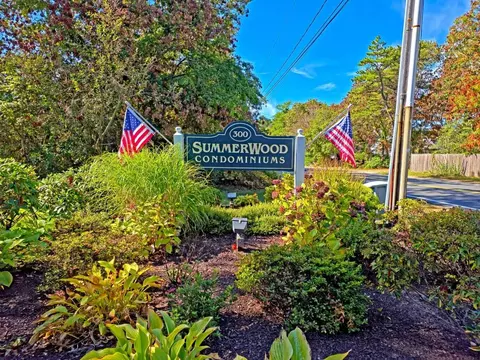 300 Falmouth Rd #16A, Mashpee, MA 02649