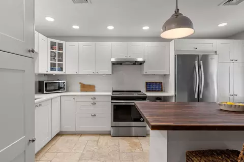 925 Main St UNIT 3, Cotuit, MA 02635 photo 9