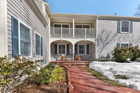 925 Main St UNIT 3, Cotuit, MA 02635 photo 37